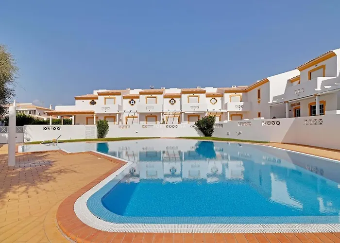 Acoteias - By Dalma Portuguesa *