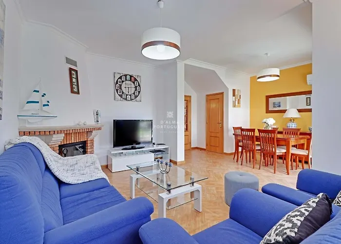 Acoteias - By Dalma Portuguesa